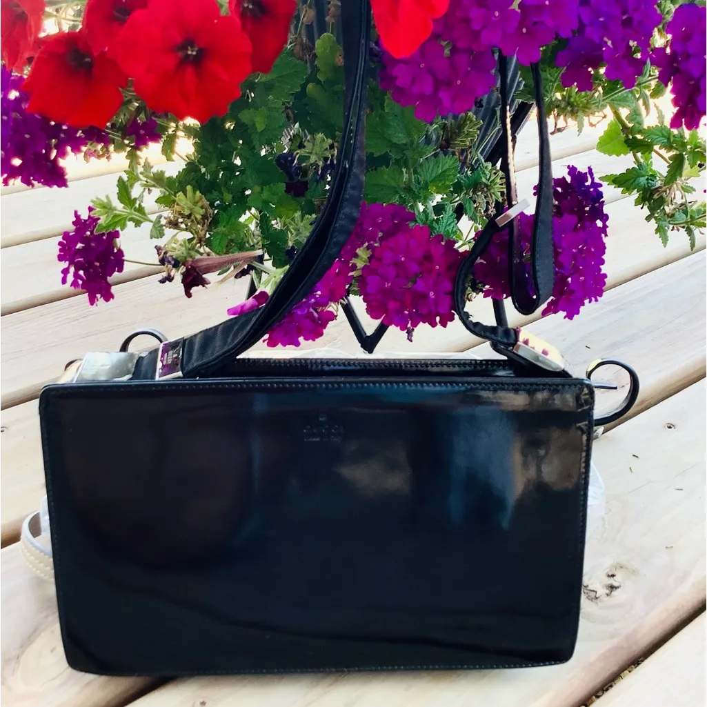 ELEGANT🌹GUCCI🌹GO OUT BAG🌹 - Image 4