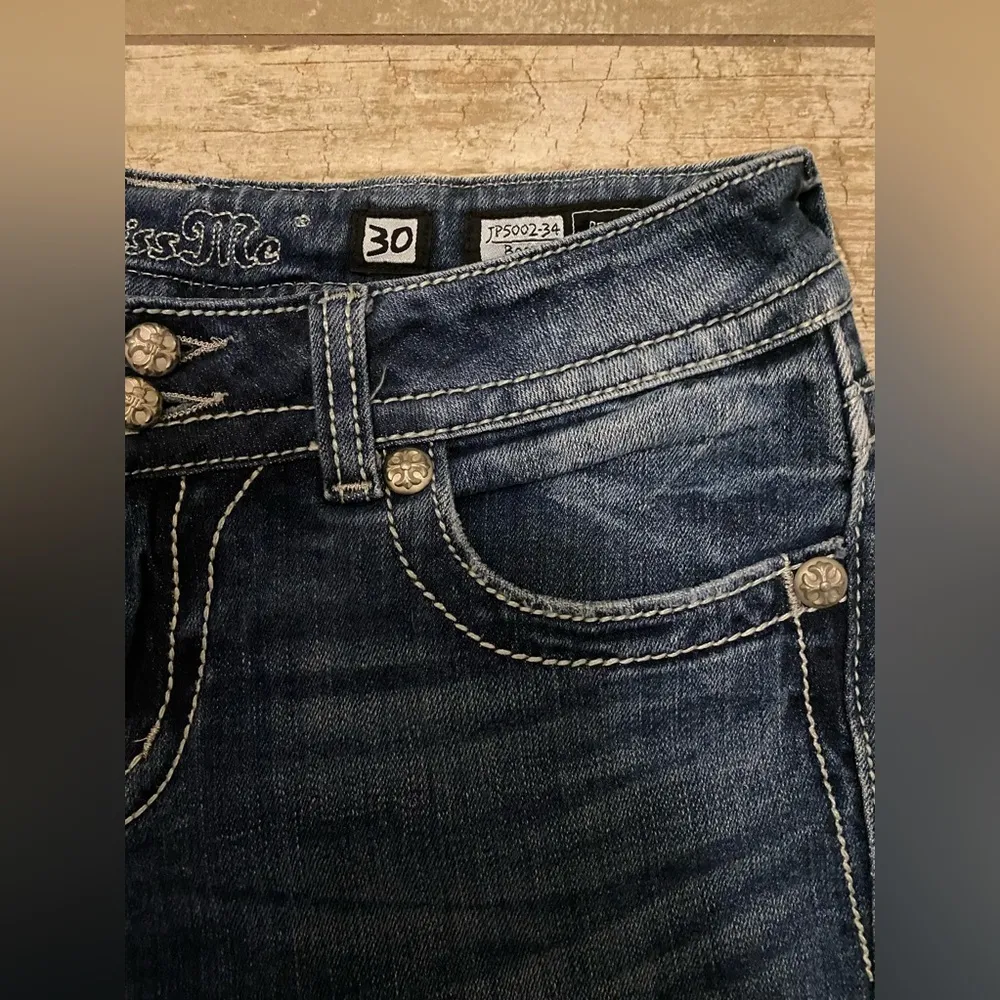 Miss Me Sequin Distressed Bootcut Jeans. - Image 7