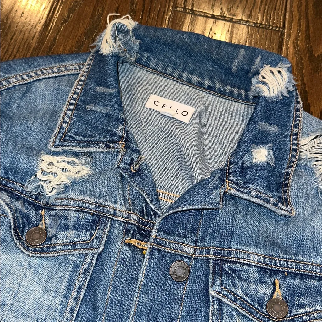 Cello Blue Denim boho Jacket distressed size medium - Image 6