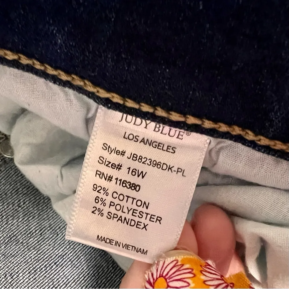 Judy Blue Teagan Button Fly Jean - Image 6