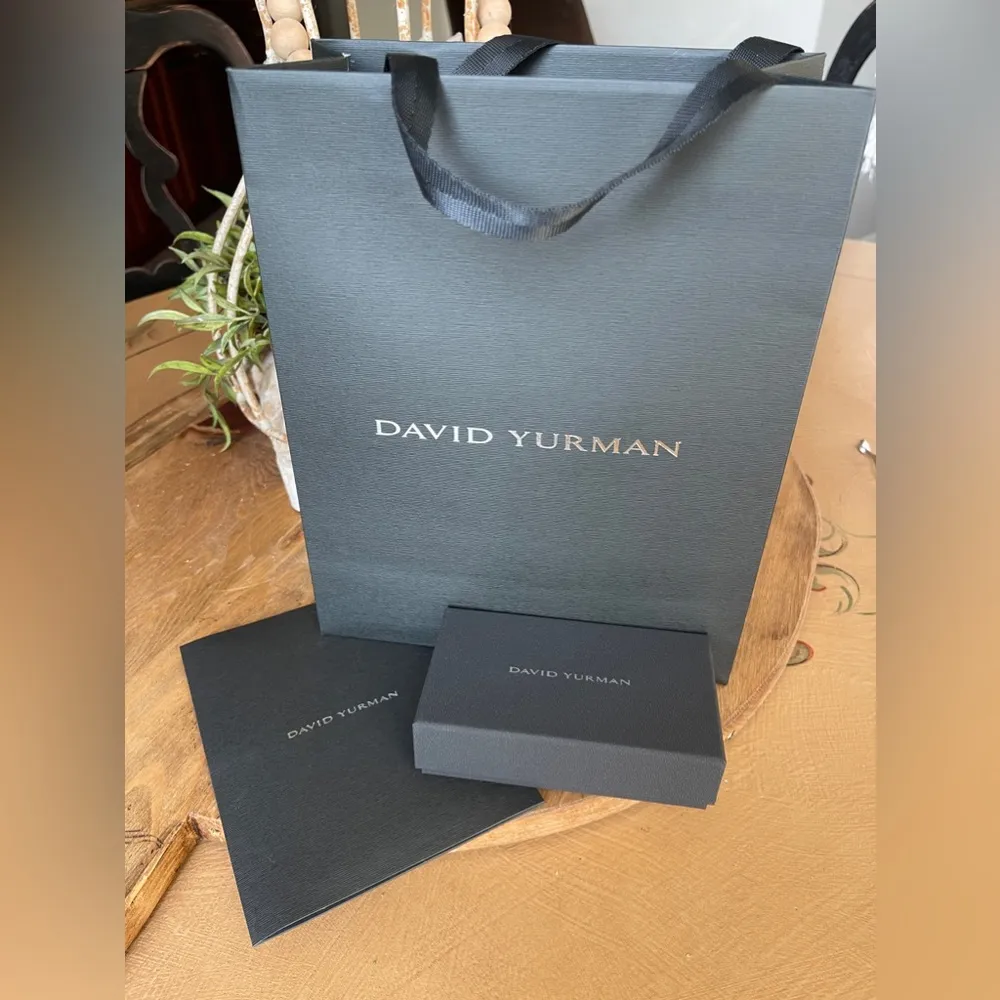 David Yurman Authentic  GARNET CLASSIC CABLE RING {Size 6} - Image 10