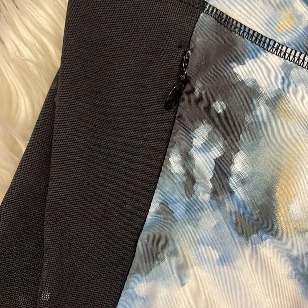 Lululemon Stop At Nothing Crop Black / Mini Blooming Pixie Aquamarine Multi - Image 4