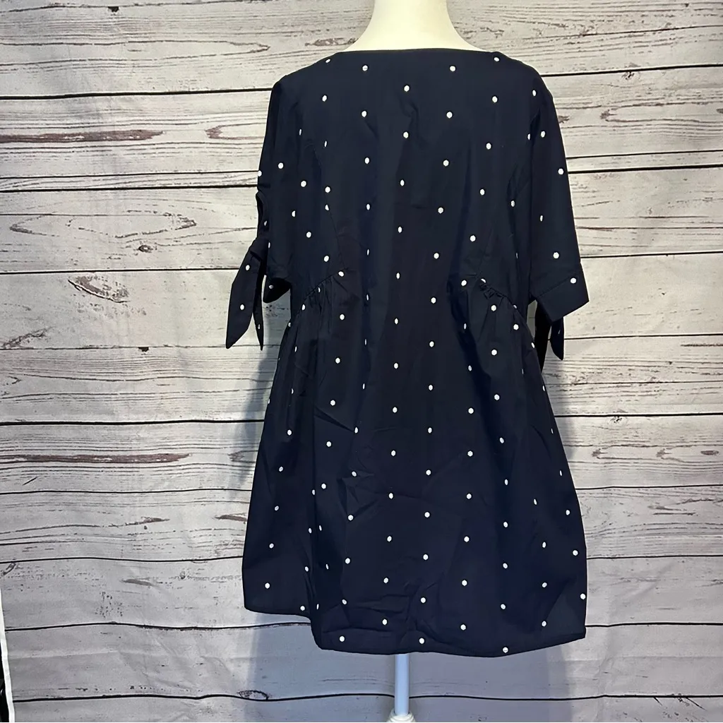 Isabel Maternity by Ingrid & Isabel for Target Blue Polka Dot Short Sleeve Top Size M - Image 4