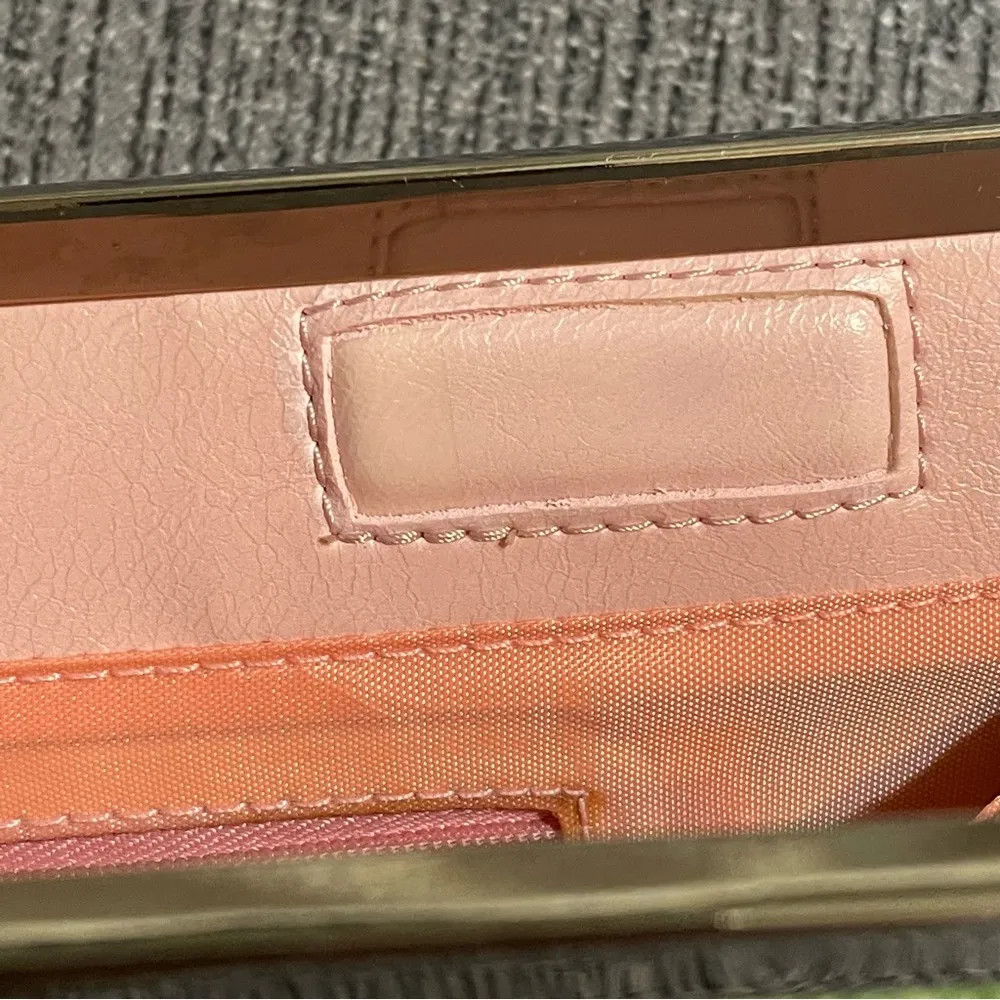 Chinese Laundry  Hand Held Clutch - Image 7