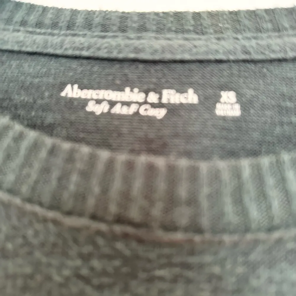 Abercrombie & Fitch Green Long Sleeve Bodysuit size XS crewneck pullover - Image 2