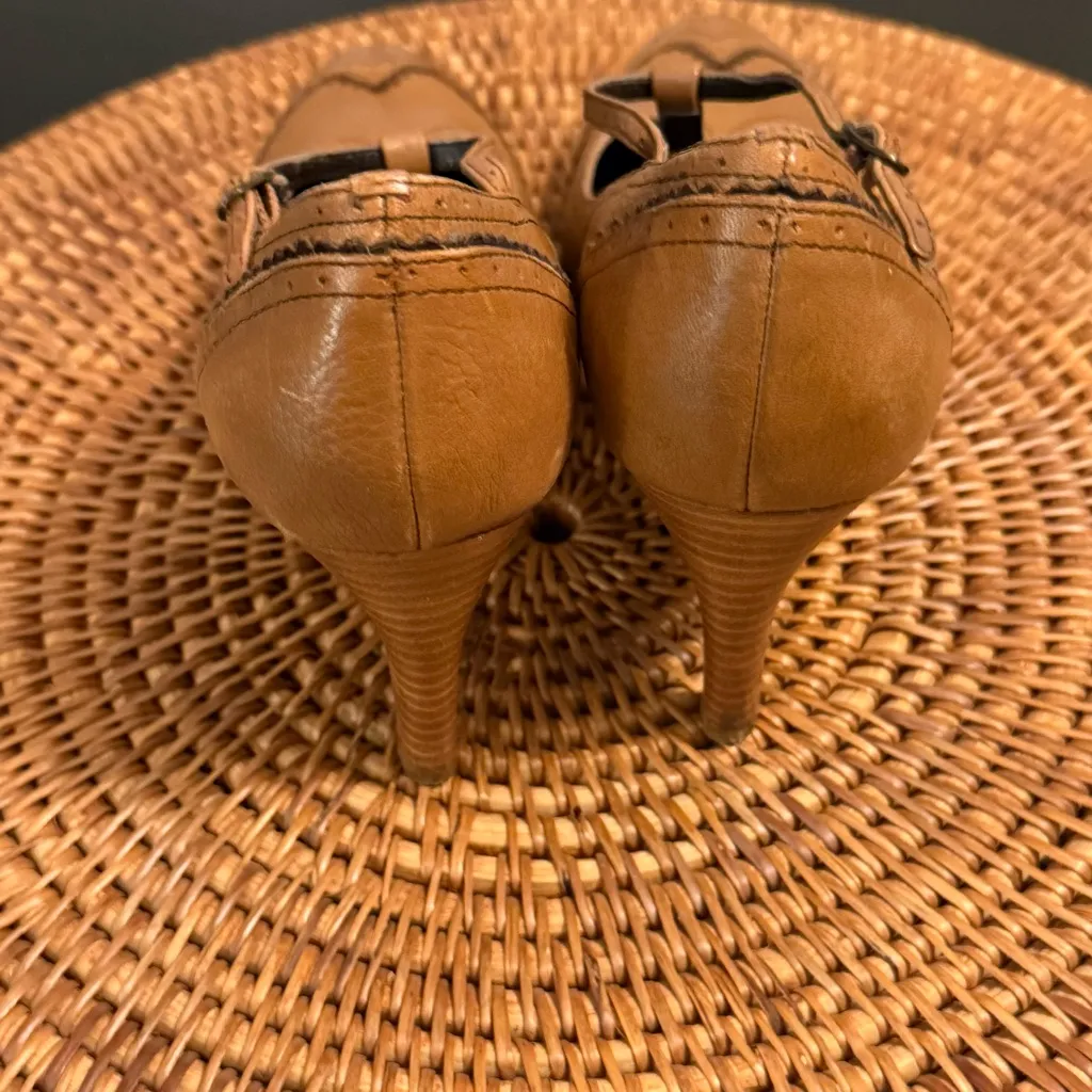 Loft Elegant Brown T-Strap Women's Shoes - Image 3