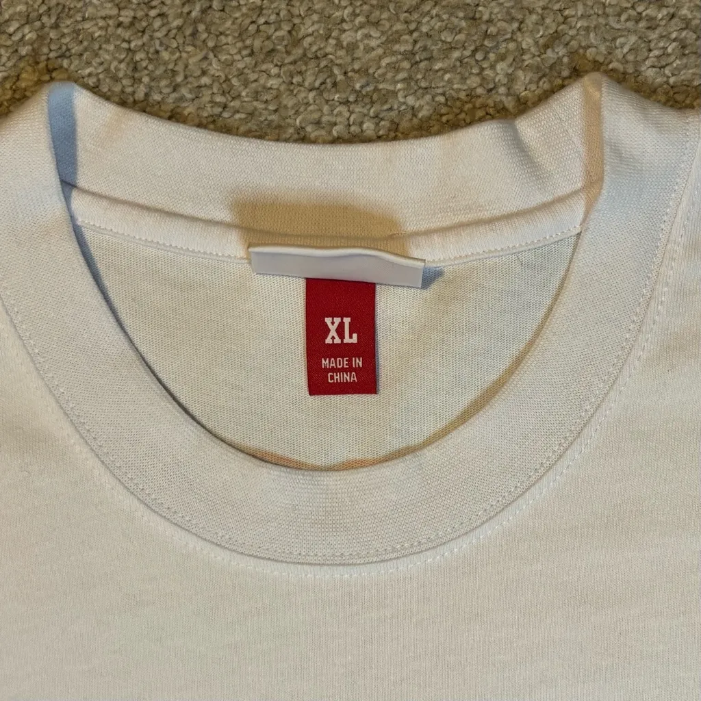 Mitchell & Ness Philadelphia Phillies Striker Premium Graphic Tee XL - Image 4