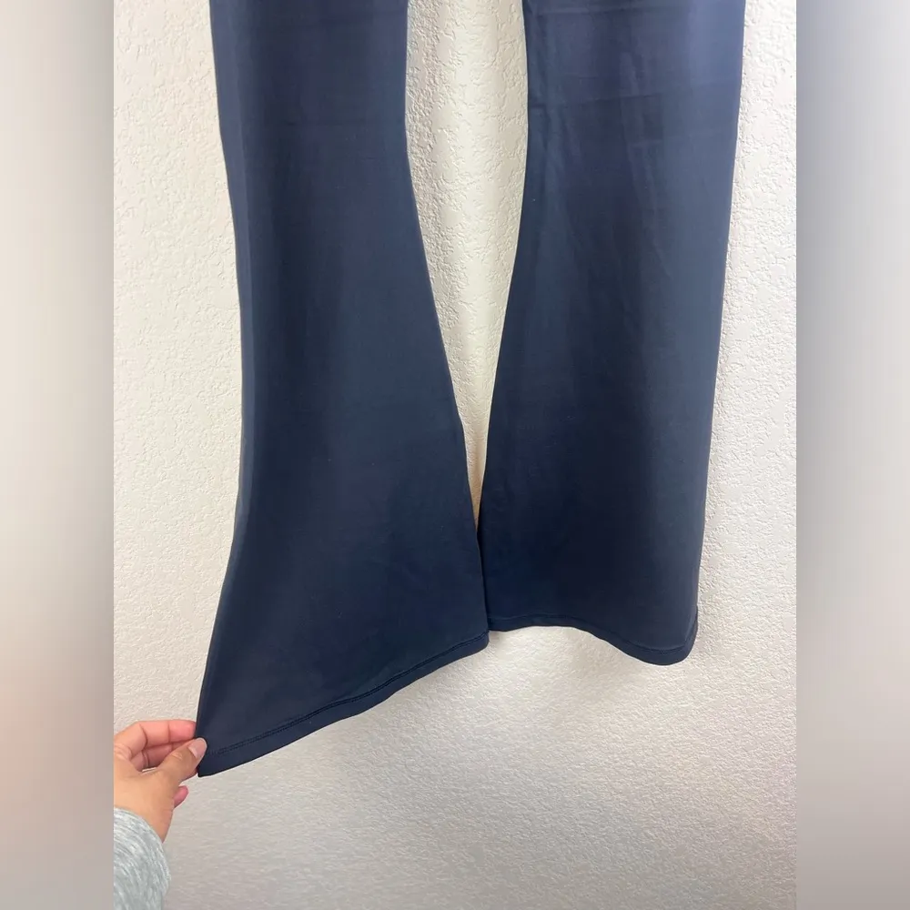 Offline by Aerie High Rise Cross Band Flare Leggings in Navy Blue size Small - Image 5