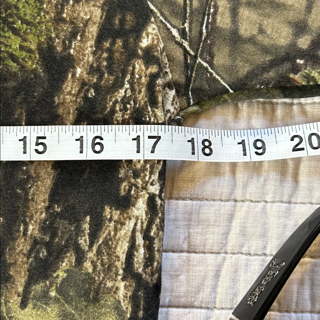 Mossy Oak women’s leaf woods, camo brown green hunt camp cotton blend T-shirt S - Image 6