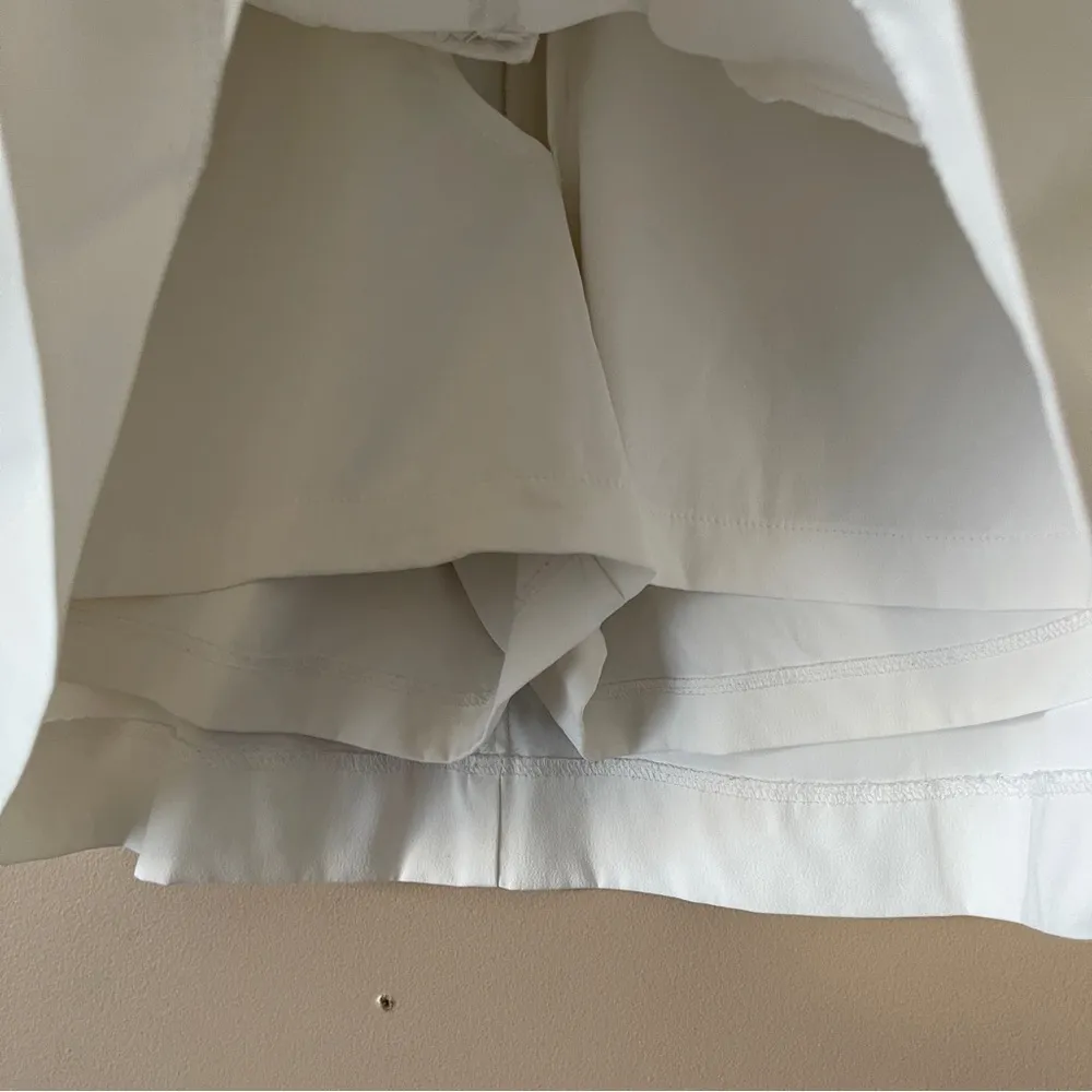 NIKE GOLF | White DriFit Full Coverage Mini Skort Sz 4 - Image 7