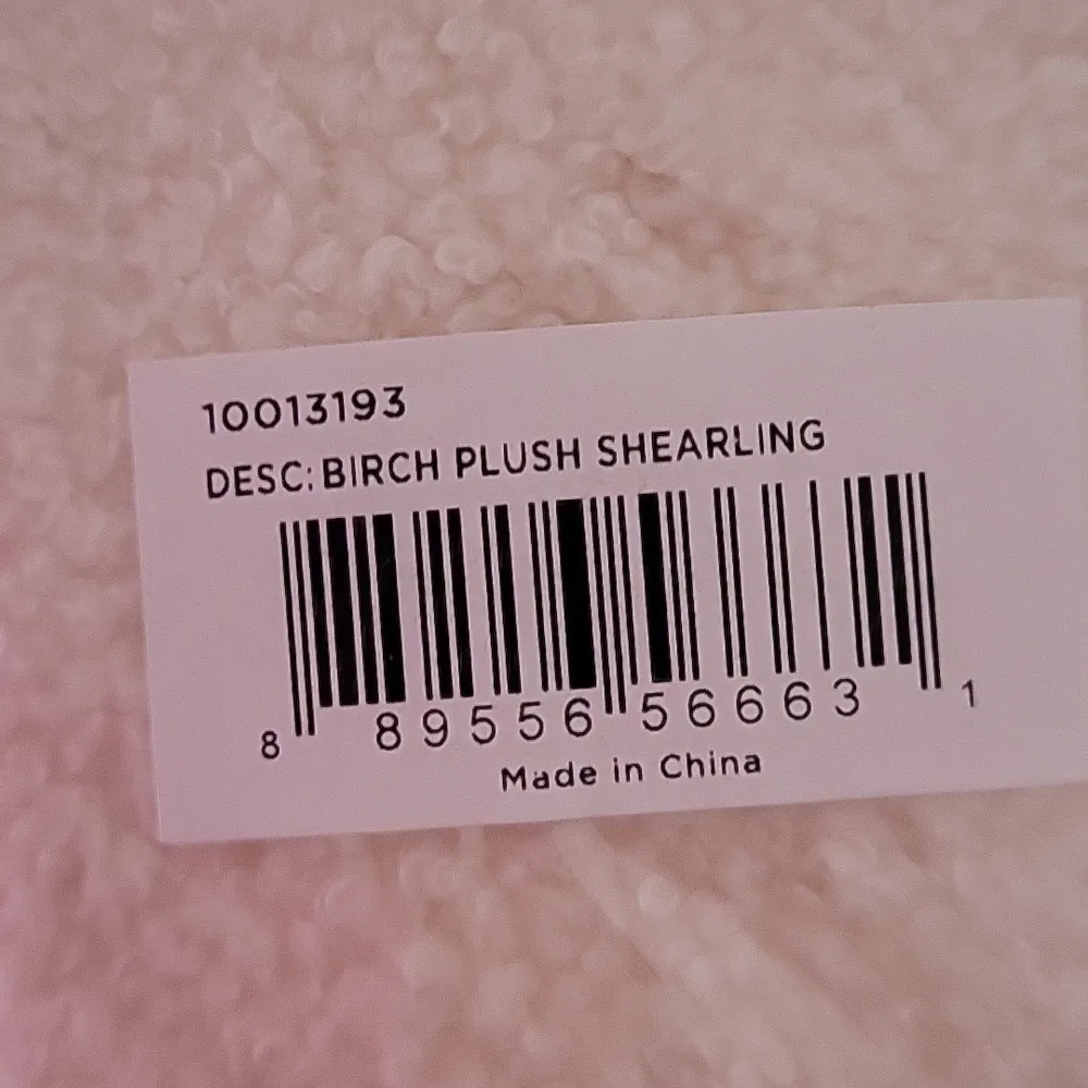 Toms  Plush Sherling Case - Image 3