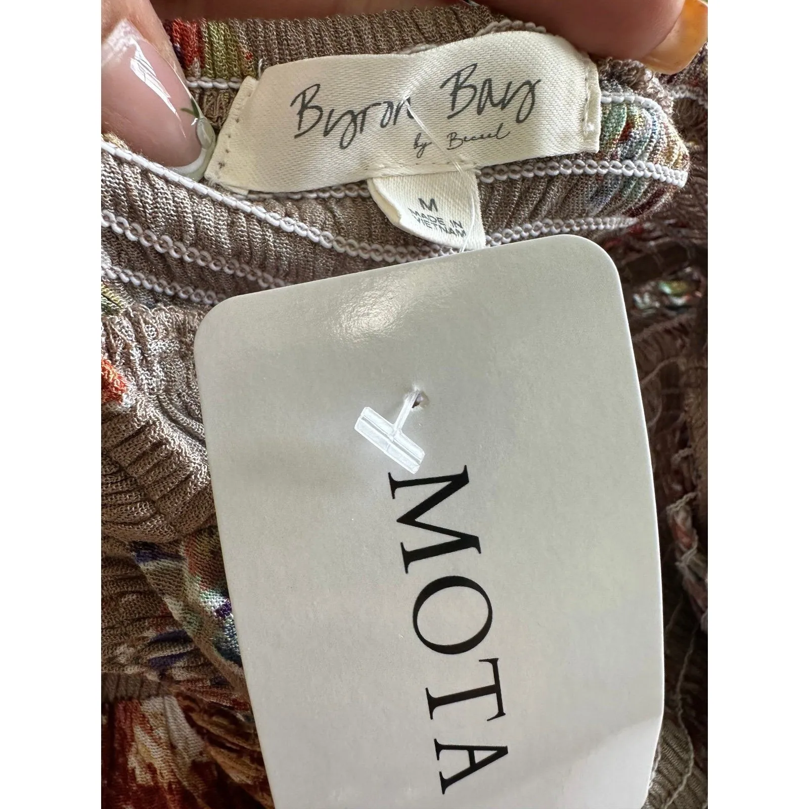 NWT Byron Bay Mota Boutique Crinkle Floral Smocked Open Back Tie Maxi Dress M - Image 5