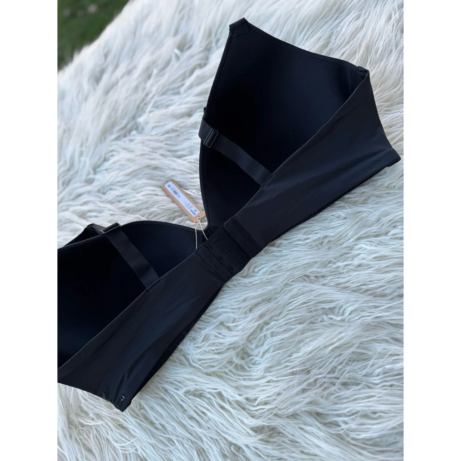 Skims Wireless Form Lightly Lined Bra Onyx Size 46D - Image 5