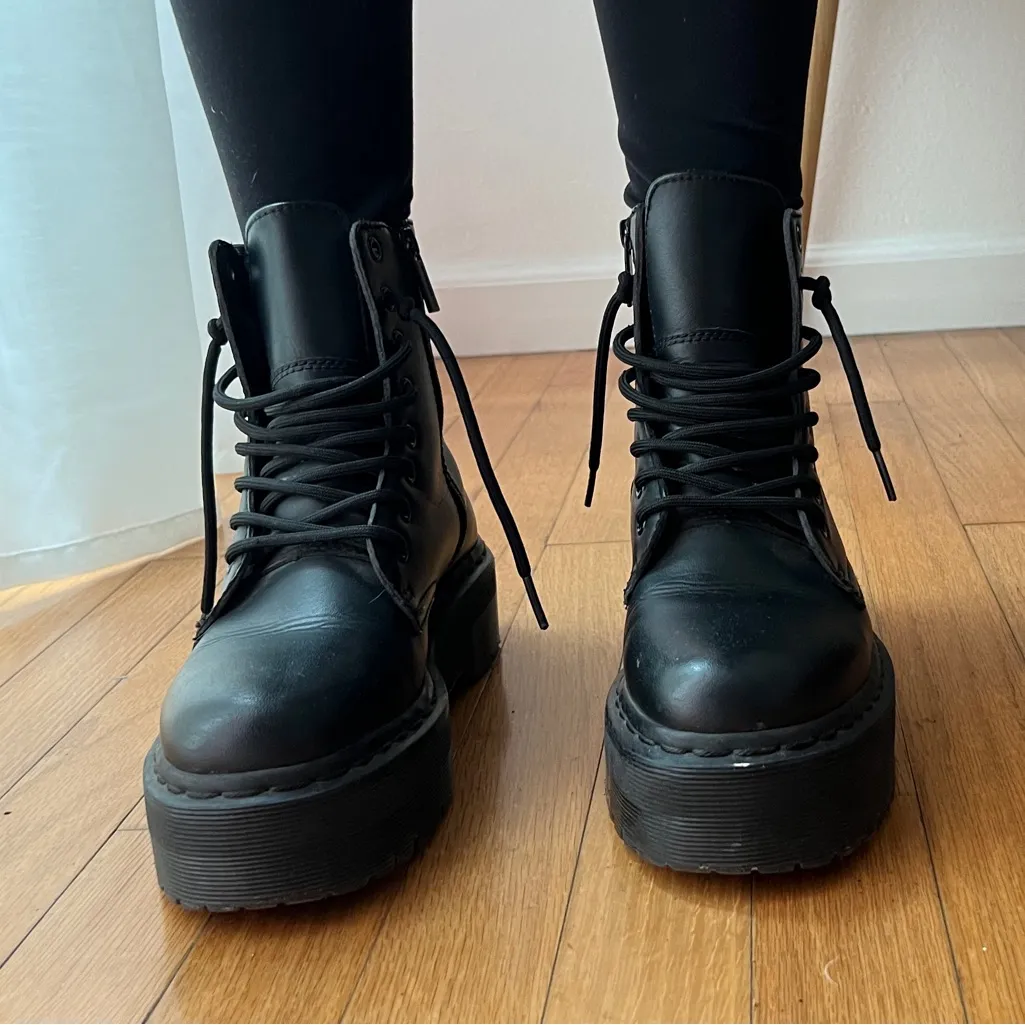 Dr. Marten Vegan Jadon Black Platform Boots Women’s US6/EU37 BRAND NEW - Image 3