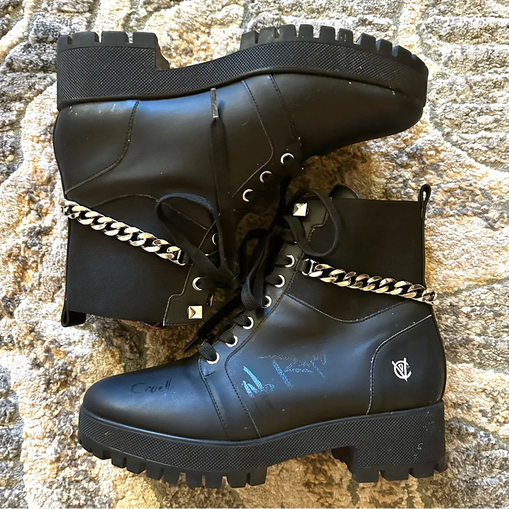 DISNEY x W CAPSULE Black Cruella Boots Women's Size 10 Limited Edition Rare - Image 2