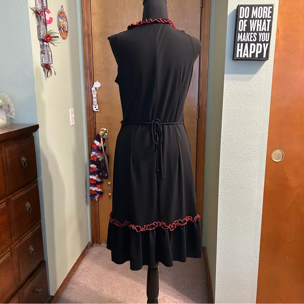 Alyn Paige Y2K black with red ruffles sleeveless midi dress size 11/12 faux wrap - Image 3