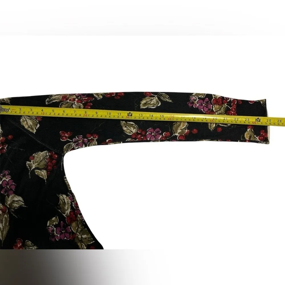 Linq Floral Black Lightweight Long Sleeve Top Size Medium Dark‎ Academia NWT - Image 5
