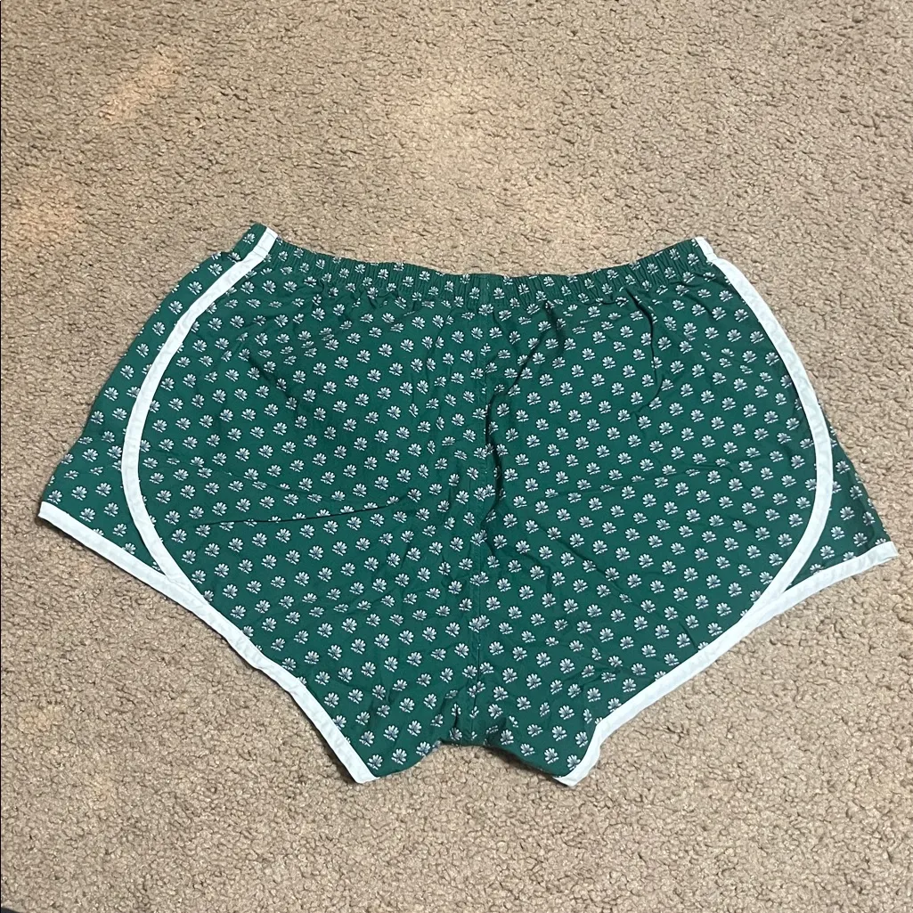 ANN MASHBURN Retro Track Short Multi-Color Floral Green Medium - Image 3