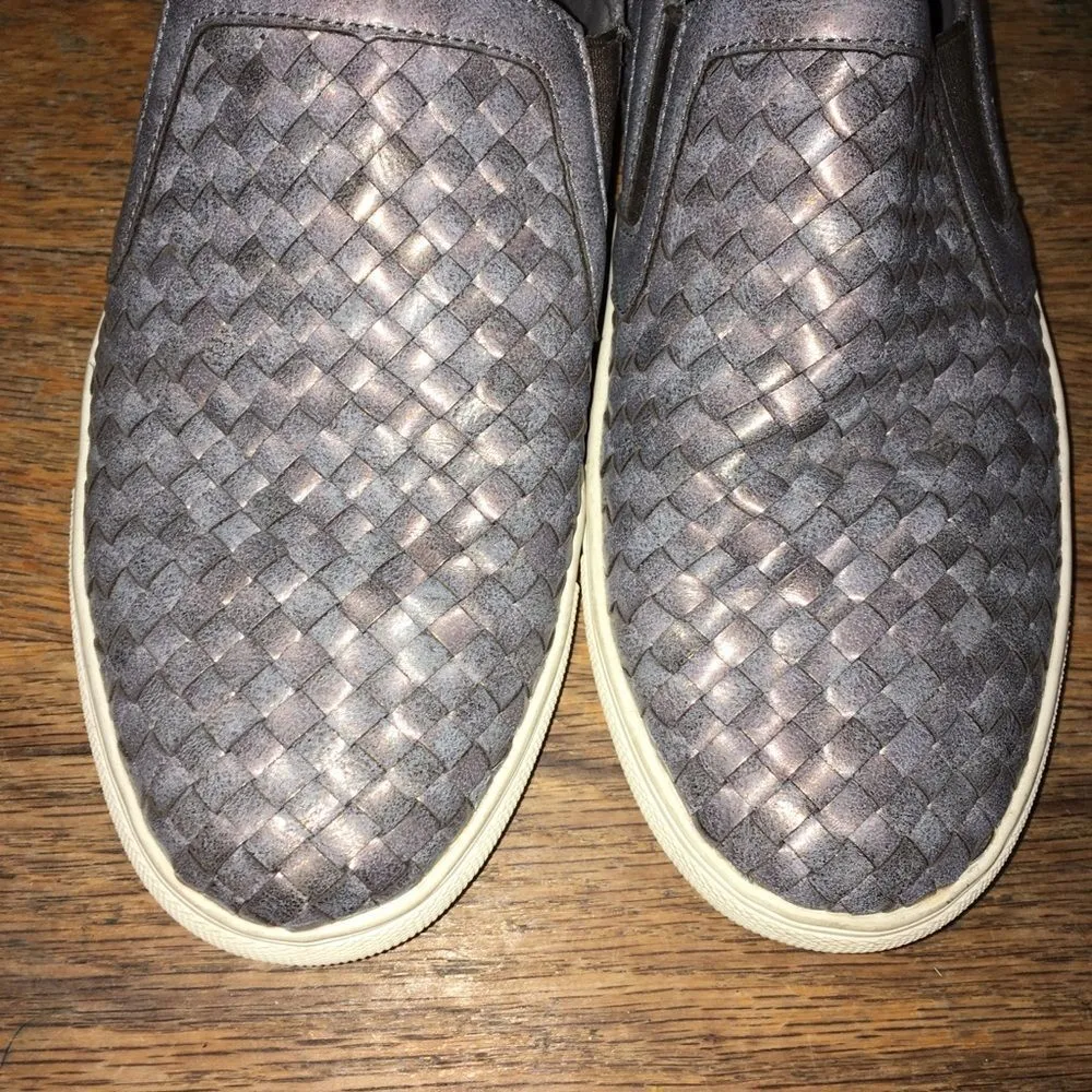 Corky’s woven slip on loafers in Powder Gray Size 11 - Image 2