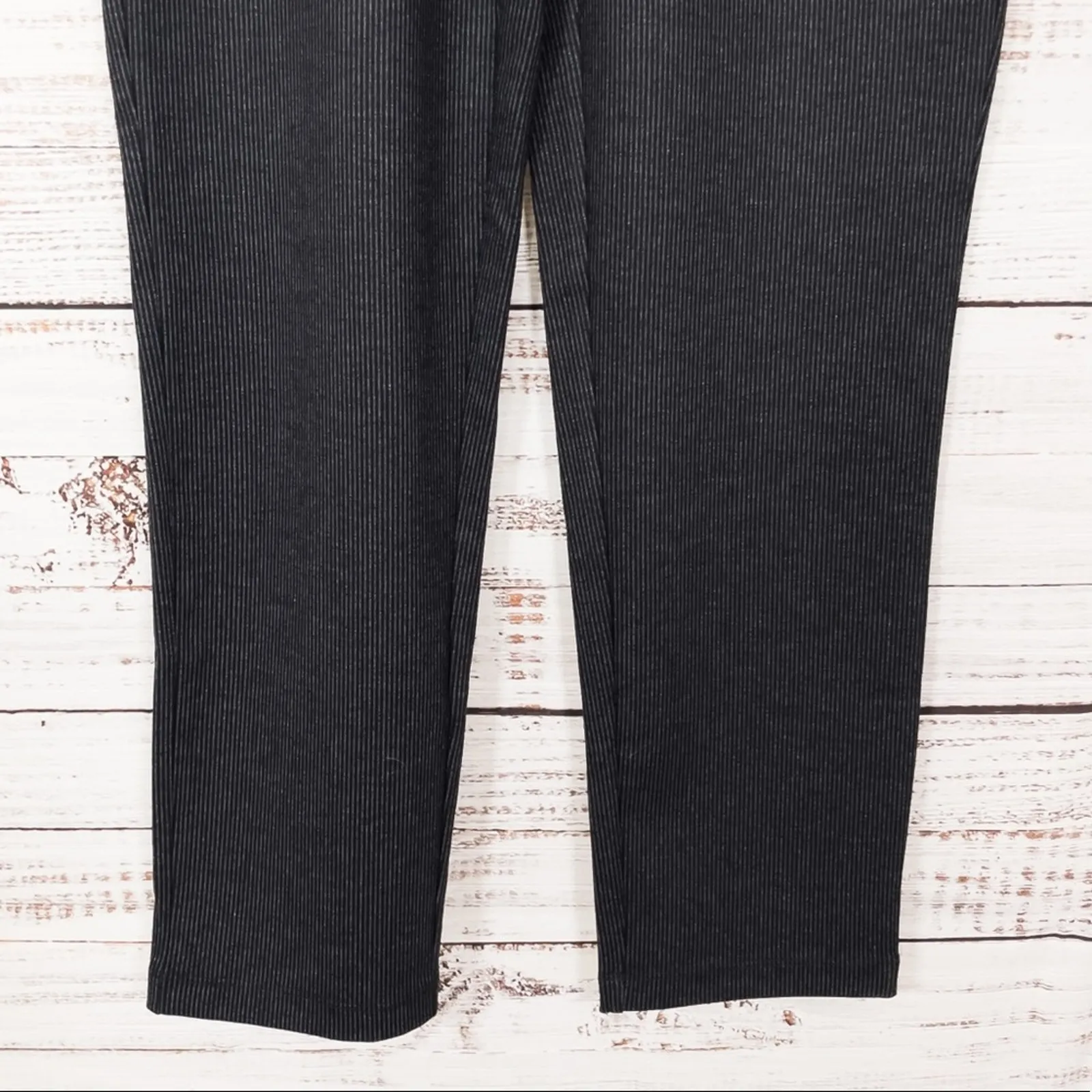 NEW Max Studio Black and Charcoal Office Pant Slim Ankle Trouser Small, MSRP $98 - Image 3