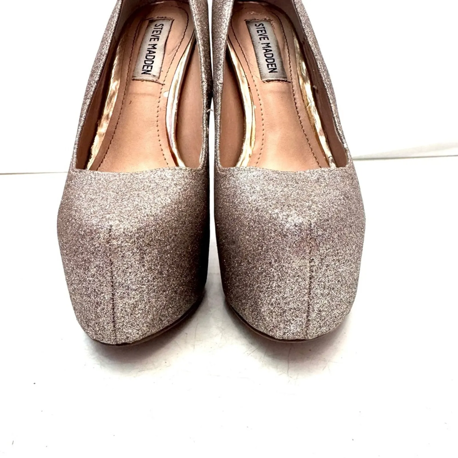 Steve Madden Dejavu Soft Gold Platform Heels Size 6 - Image 3