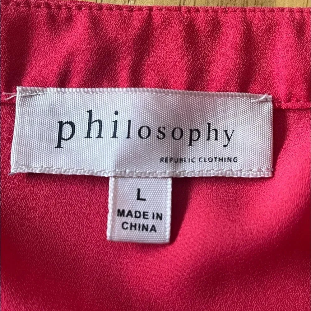 short cap sleeves, size Large - Image 3