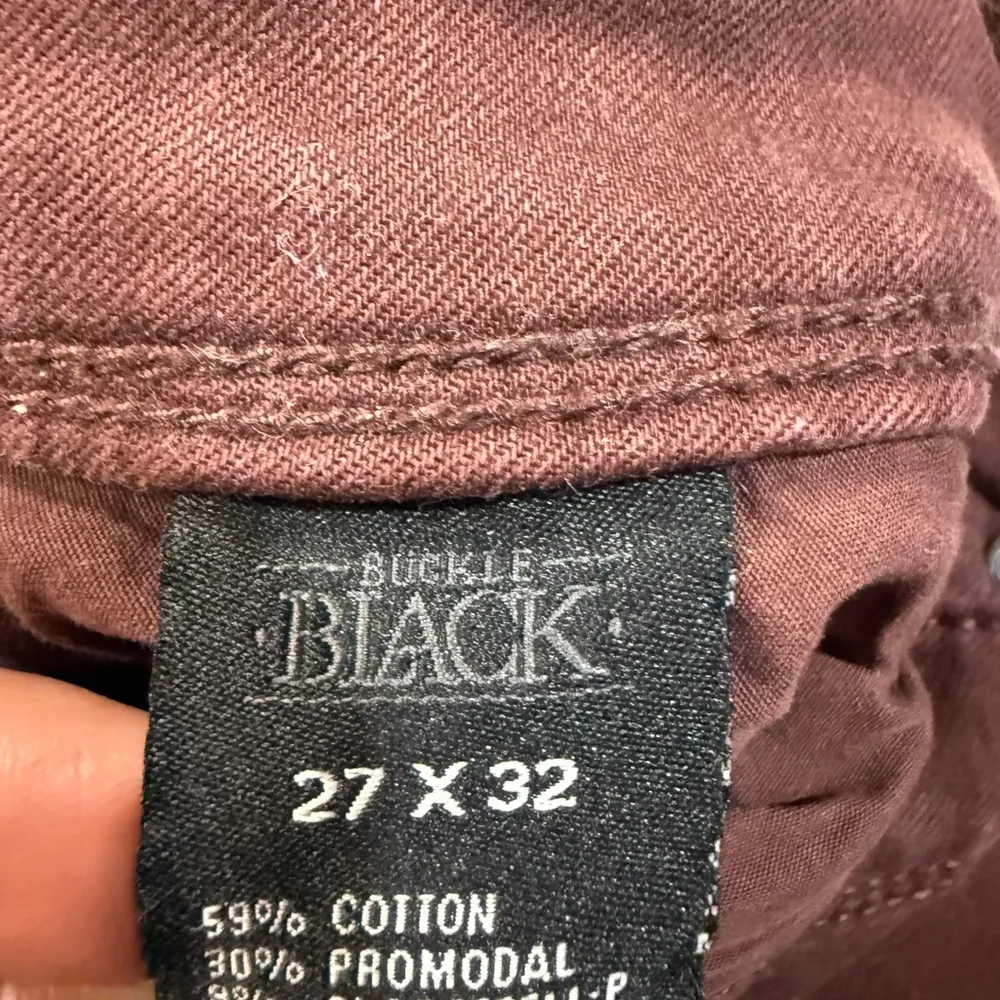 Buckle Brown Skinny Jeans with Tapered Fit - Image 7