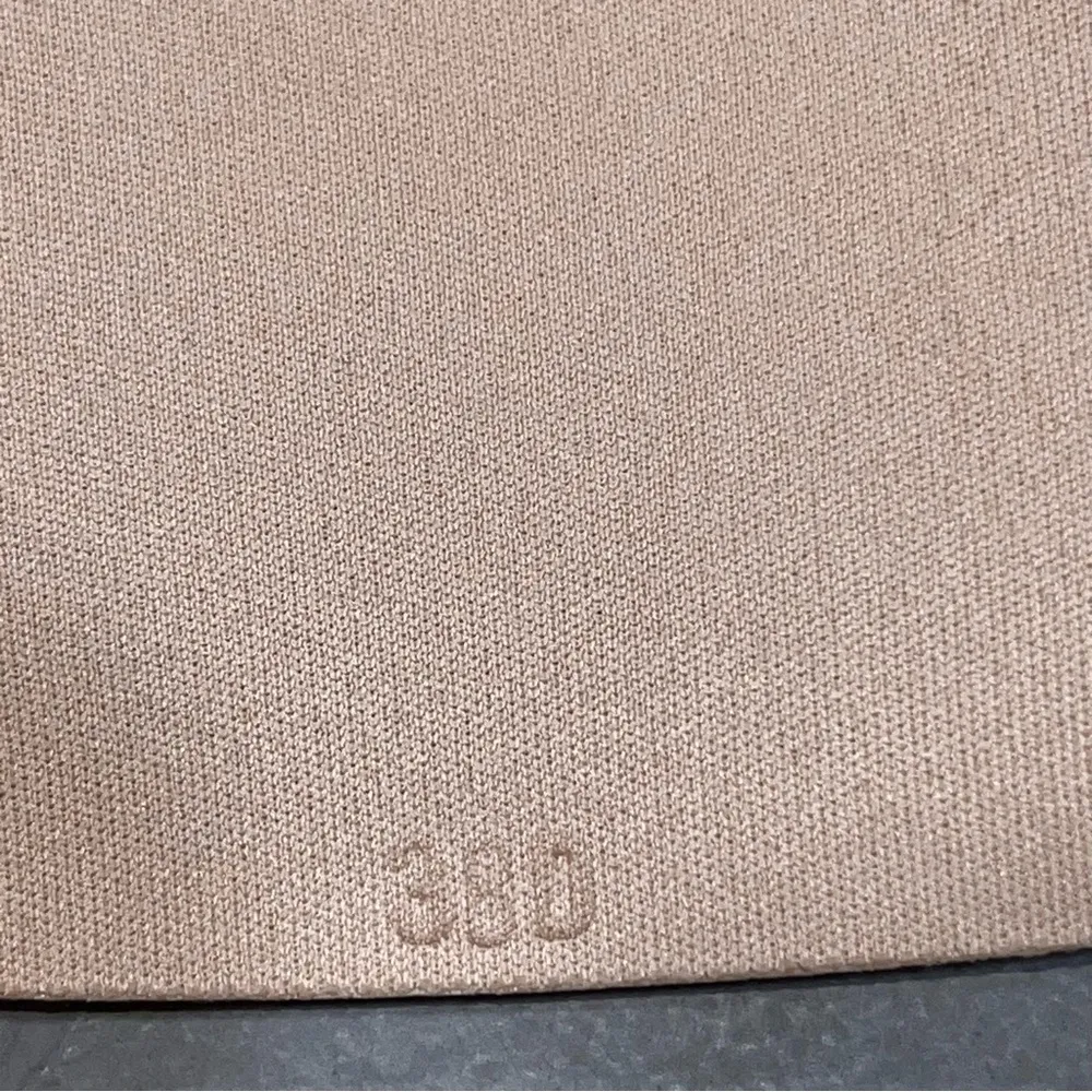 Lululemon Women’s Black See The Sea High Neck Swim Top size D - Image 10