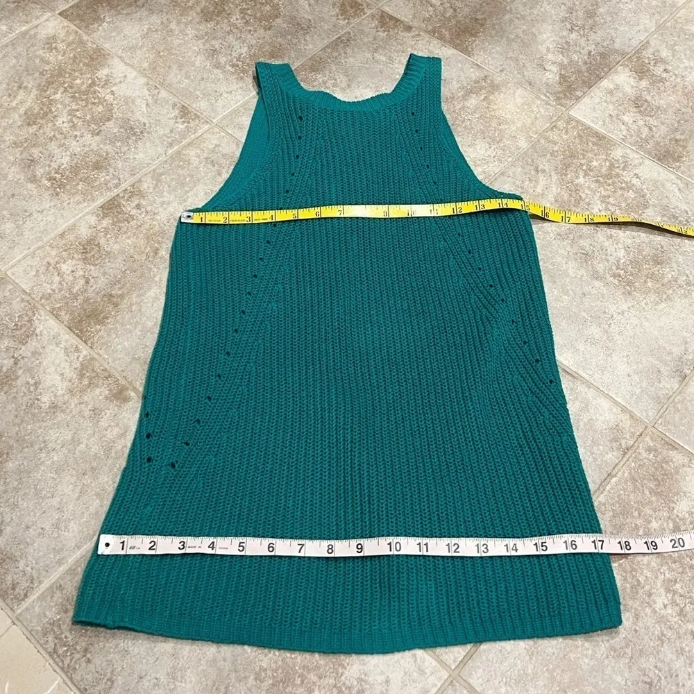 NWT Universal Thread Envelope Sweater Tank Top Green Knit Small Crew Neck - Image 6