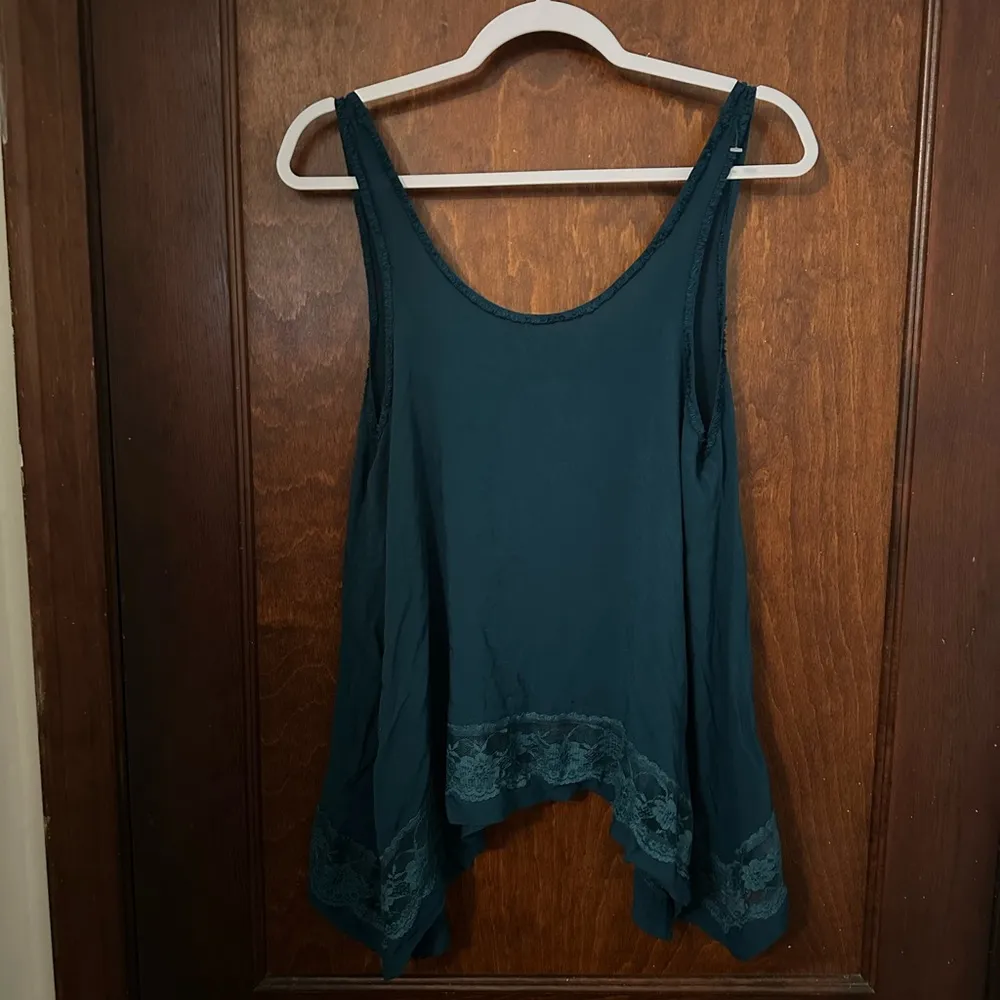 Free People Blue Hi-Low Lace Trim Cami Tank Top Elena Gilbert Vampire Diaries - Image 3