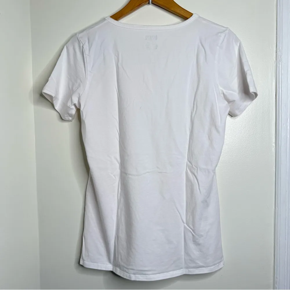 Duluth Trading Co Basic White V Neck Short Sleeve T Shirt Women’s Size Large - Image 3