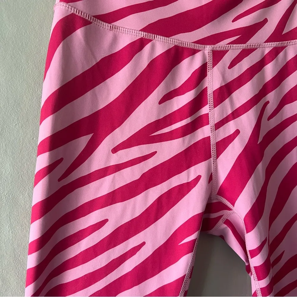 Wilo the Label Pink Zebra Print Leggings Size Small - Image 2