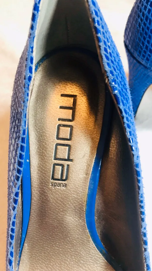 Moda Spana Lapis Snakeskin Heels - Image 8