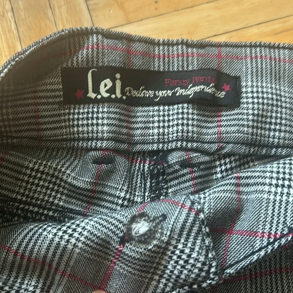 L.e.i Plaid Capri Pants Gray Size XS - Image 6