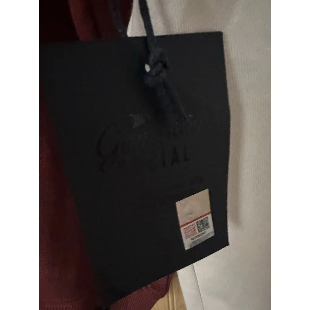 U of Montana Grizzlies Sweatshirt Women Size M Maroon Pullover Crewneck NWT Cozy Red Size M - Image 2