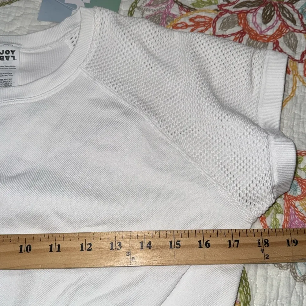 Joy Lab women’s size xxl white cropped fit short-sleeve tee flexible knit active - Image 3