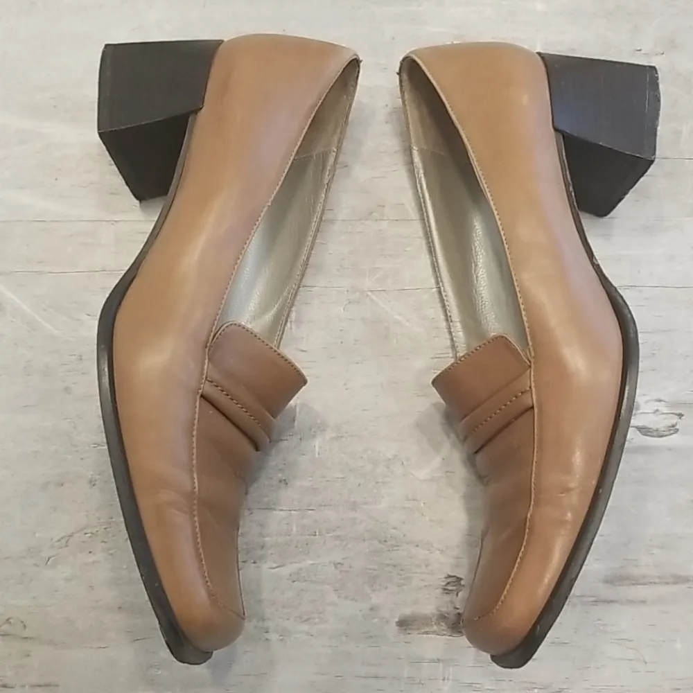 💕SAKS FIFTH AVENUE💕 Penny Loafer Leather Heels - Image 6