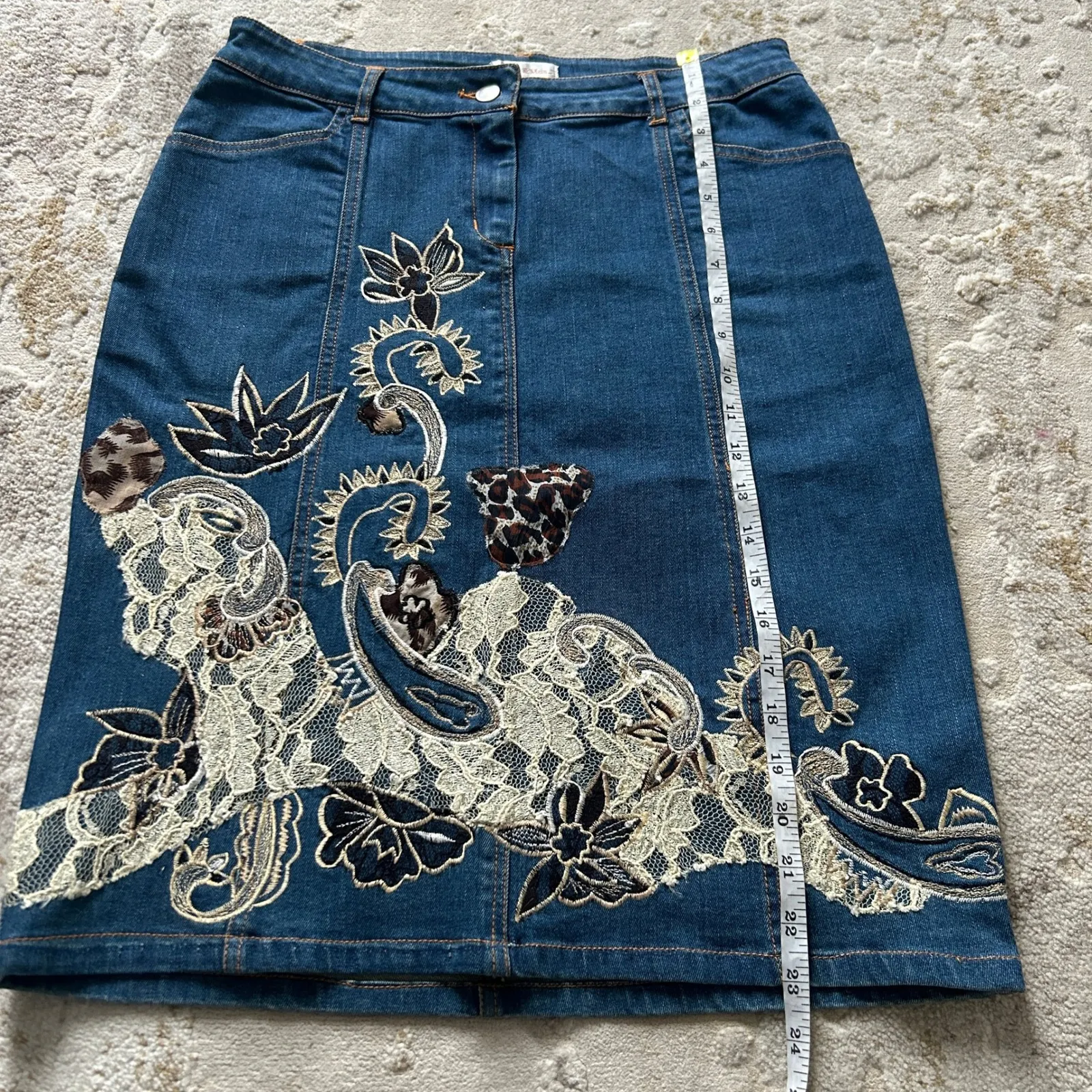 Monroe & Main Womens Embroidered Cotton Blend Denim Pencil Skirt - Image 2