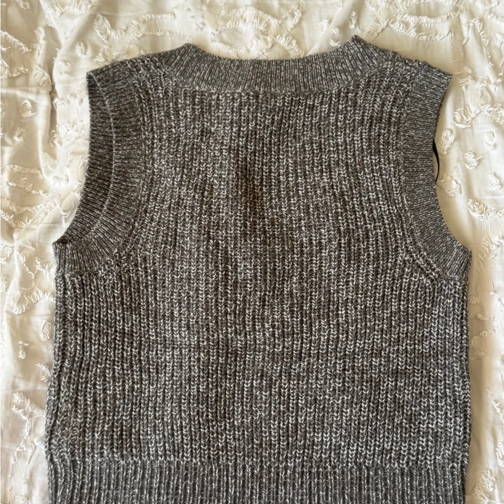 NWT  Charcoal Knit Sweater Vest - Image 5