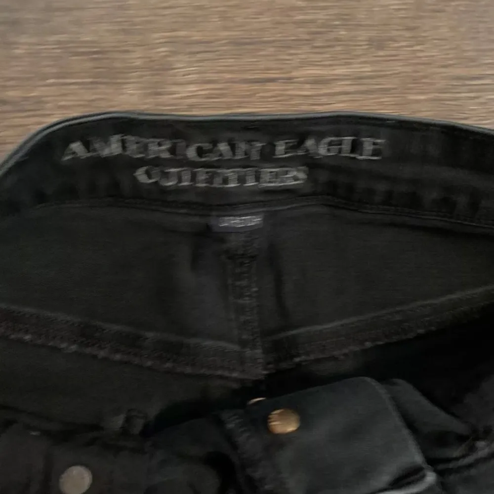 NWOT  Denim Skirt Size 10 Vintage Black Factory Destroyed - Image 8