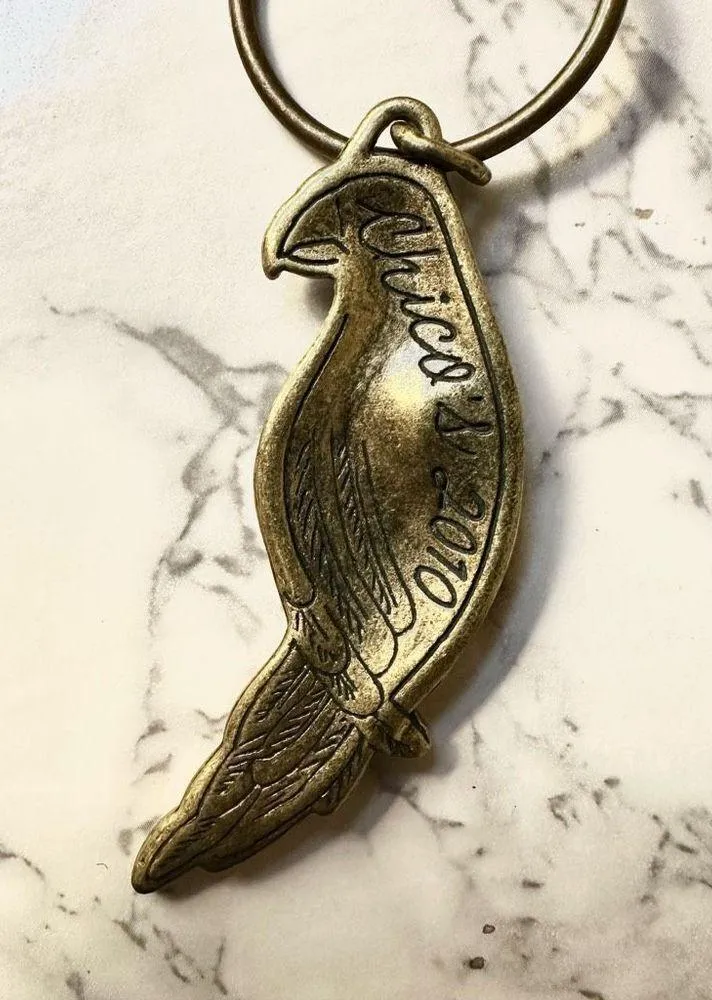 Chico’s parrot keychain - Image 3