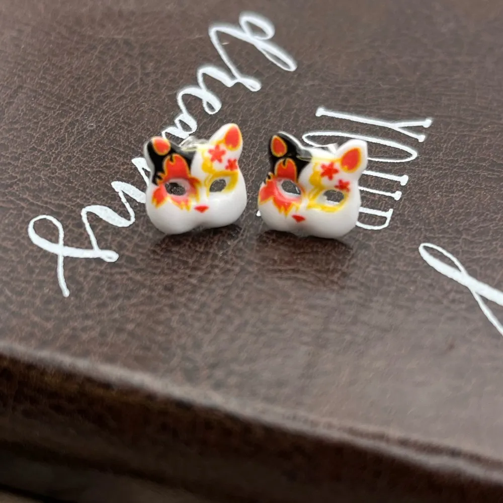 Kawaii Masquerade Kitty Cat Stud Earrings - Image 7