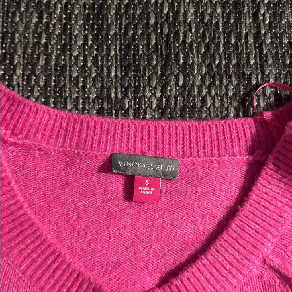 Vince Camuto oversized pink sweater - Image 3