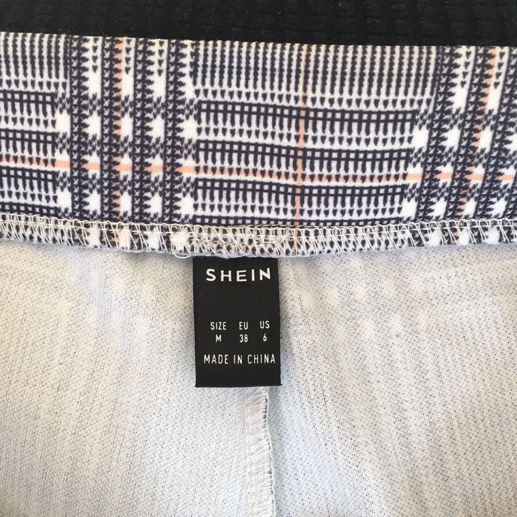 SHEIN plaid leggings/pants size M - Image 4