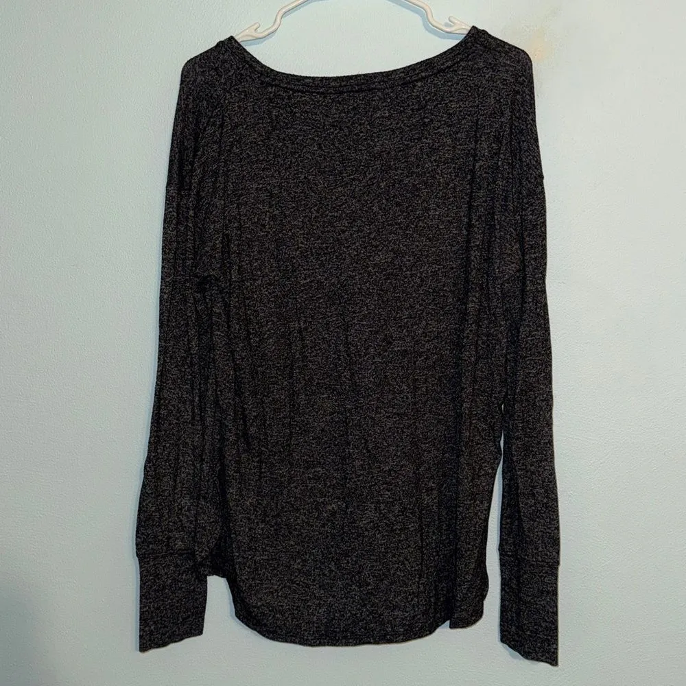 Women’s athleta charcoal gray lightweight long sleeve active top rn 54023 medium - Image 3