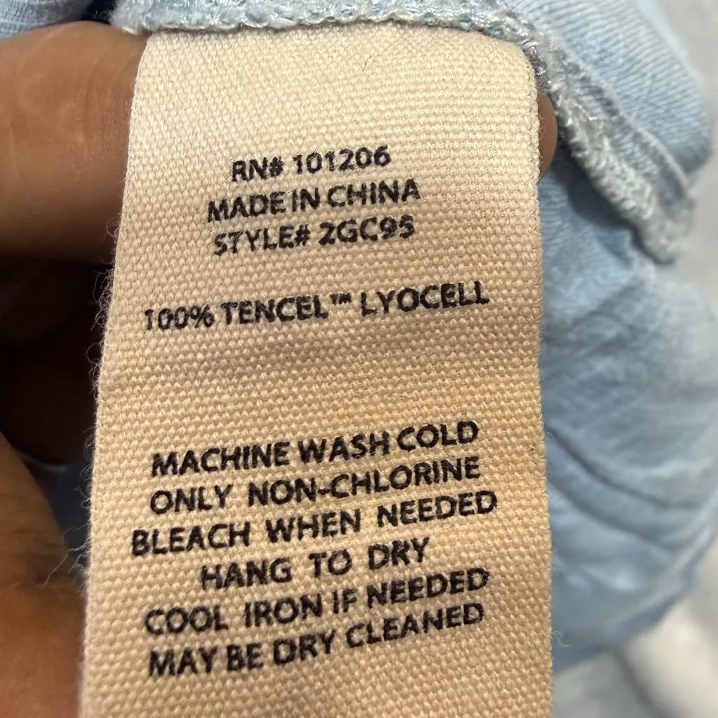 Soft Surroundings L Chambray Je Veux Buttoned Top Soft Tencel Casual Vacation - Image 6