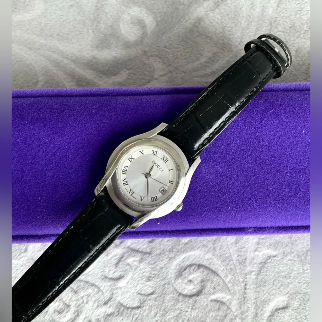 Ladies AUTHENTIC GUCCI wristwatch 🌟🌟🌟 - Image 3