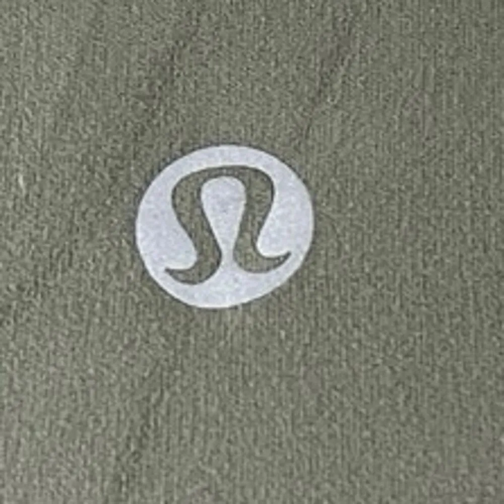 Lululemon Women's Green High Waisted Yoga Capri Athletic Leggings Pants Size 4 - Image 4