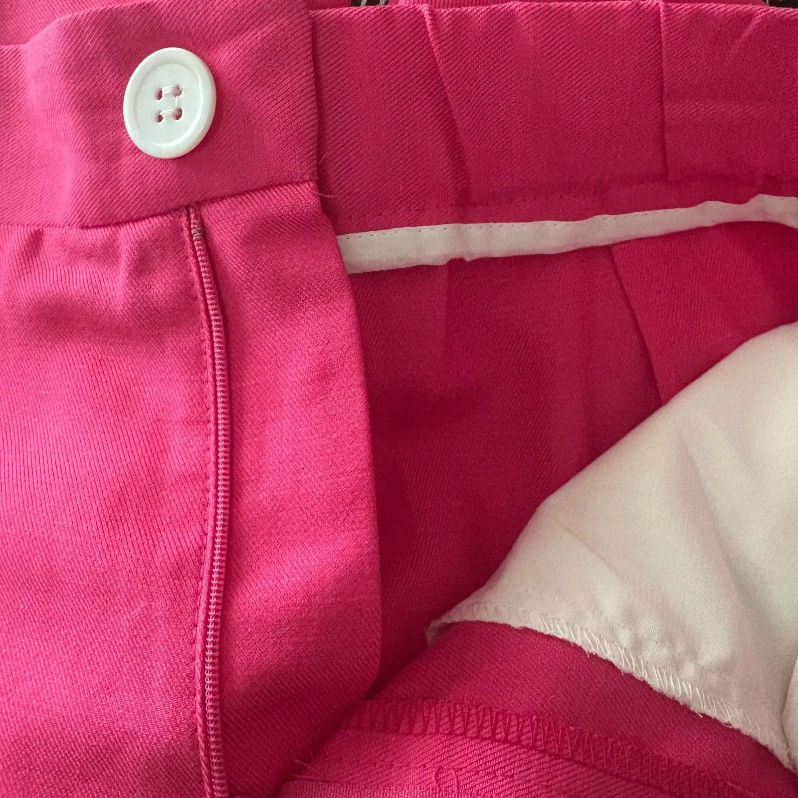 Karen‎ Kane Pollee High Rise Pleat Front Shorts Hot Pink Linen Blend Size Medium - Image 3