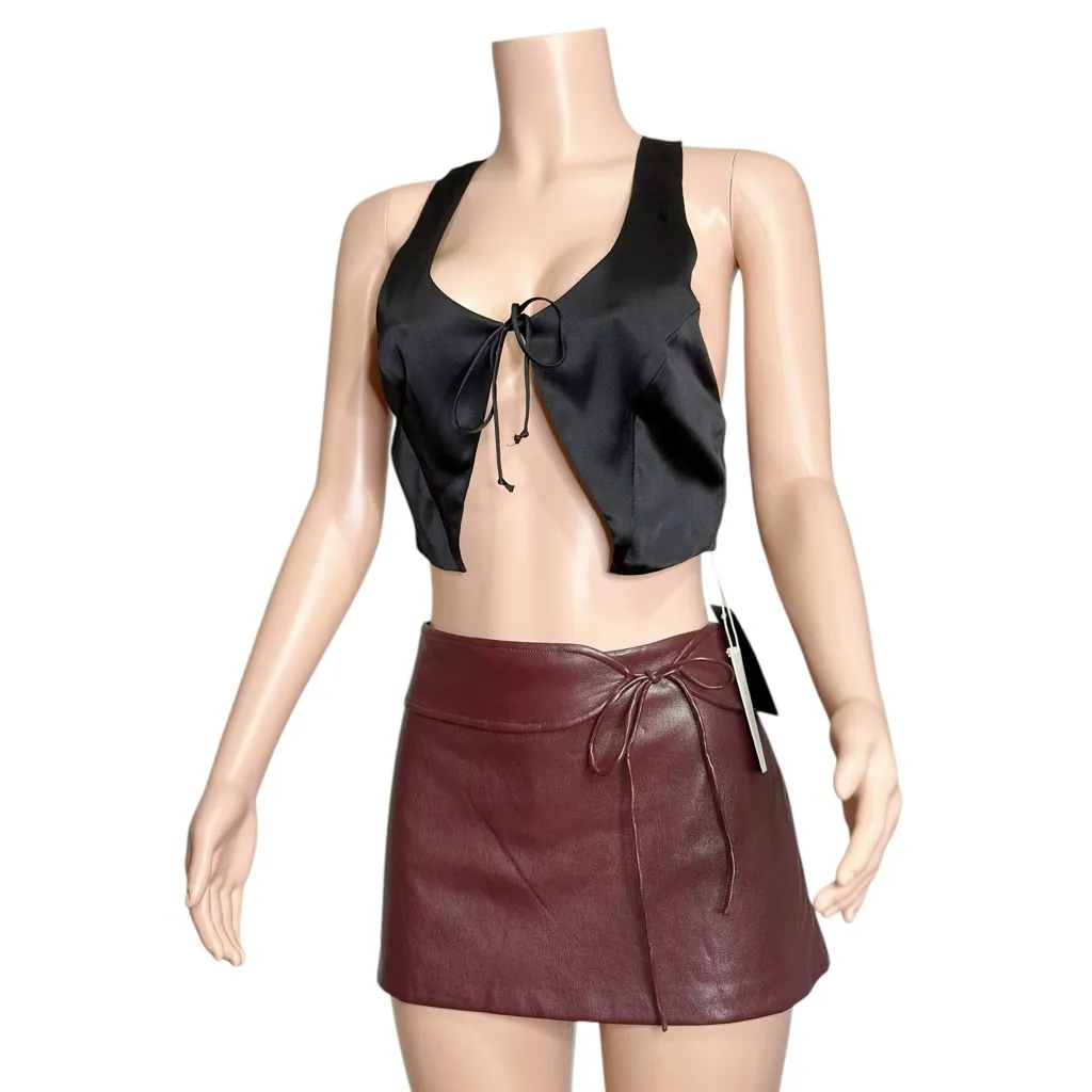 ARE YOU AM I Kih Silk Satin Vest, Black, Medium Black - Image 8